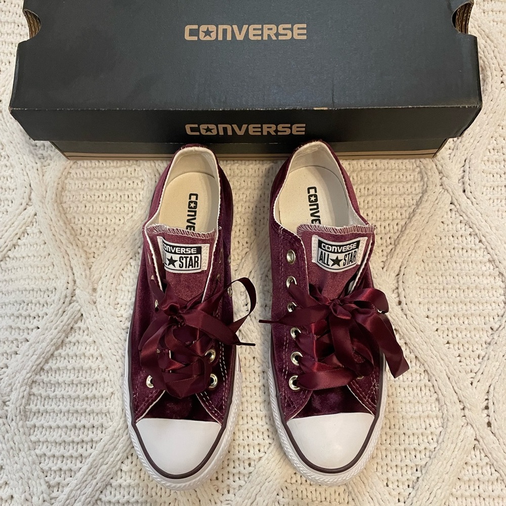 Maroon Velvet Converse ( Women size 8 )